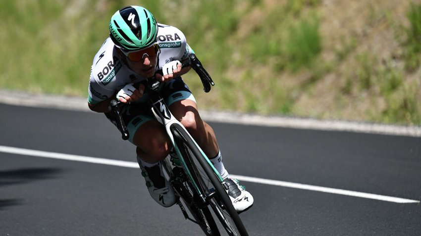 Пестлбергер сошел с этапа "Тур де Франс" из-за укуса пчелы в рот - «Велоспорт»