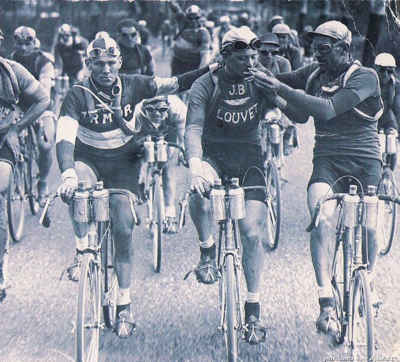 В 1920 на Tour De France курение не мешало побеждать - «Велоюмор»
