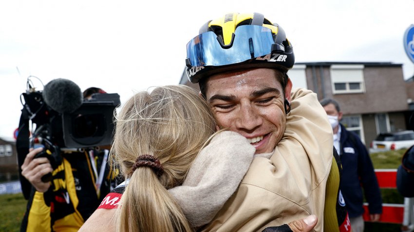 Бельгиец ван Арт выиграл однодневную велогонку "Амстел Голд Рейс" - «Велоспорт»
