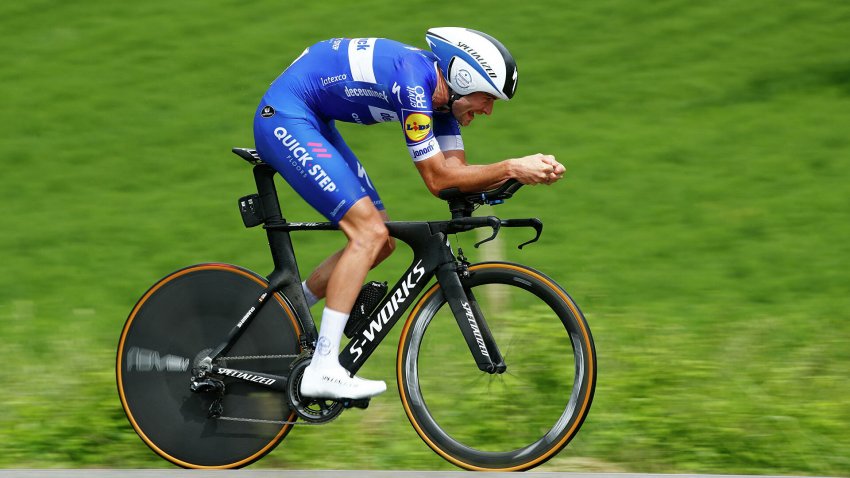 Машина команды BikeExchange сбила велогонщика Серри на "Джиро д'Италия" - «Велоспорт»