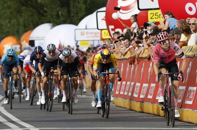 Марейн ван дер Берг опередил Матея Мохорича и Жуана Алмейду на 5-м этапе Тура Польши-2023 - «Велоновости»