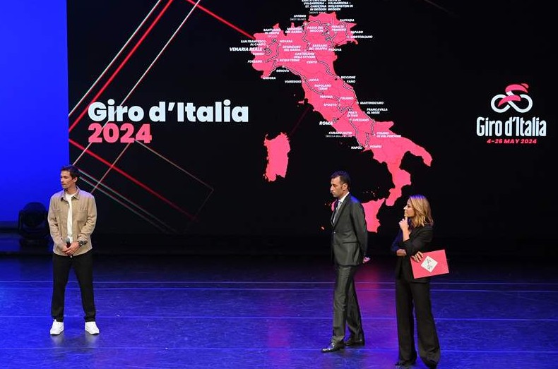 Мауро Веньи: «Маршрут Джиро д’Италия-2024 будет испытывать велогонщиков все три недели» - «Велоновости»