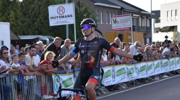 19-летний Богдан Забелинский — новый велогонщик развивающей континентальной команды Soudal Quick-Step Devo - «Велоновости»