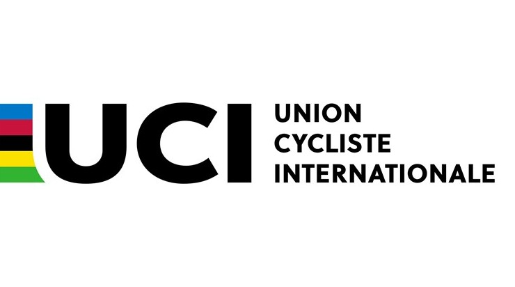 UCI хочет изменить правило, которое позволит переходящим в другие команды гонщикам носить новую форму до 1 января - «Велоновости»