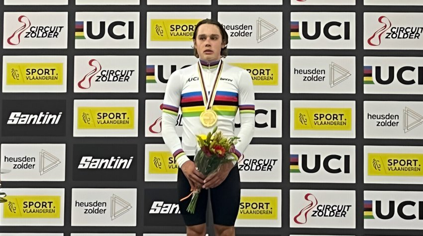 Россиянин Новолодский выиграл золотую медаль на юниорском чемпионате мира по велотреку - «Велоспорт»